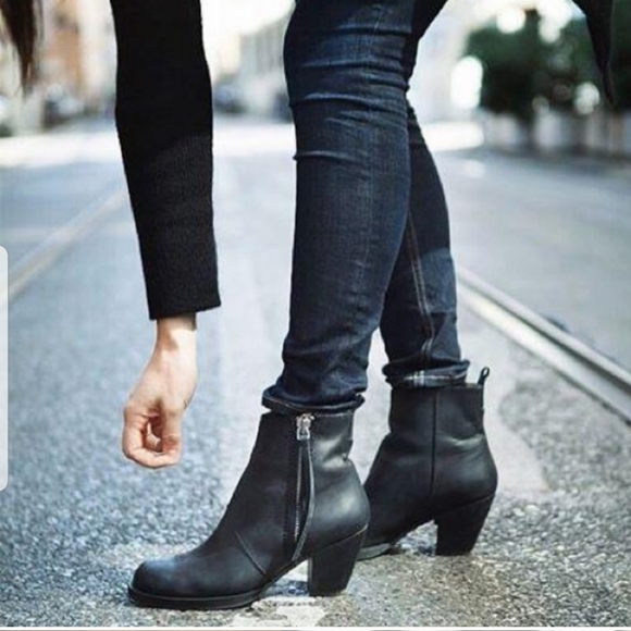 Acne Studios Shoes - Acne Leather Pistol Boots